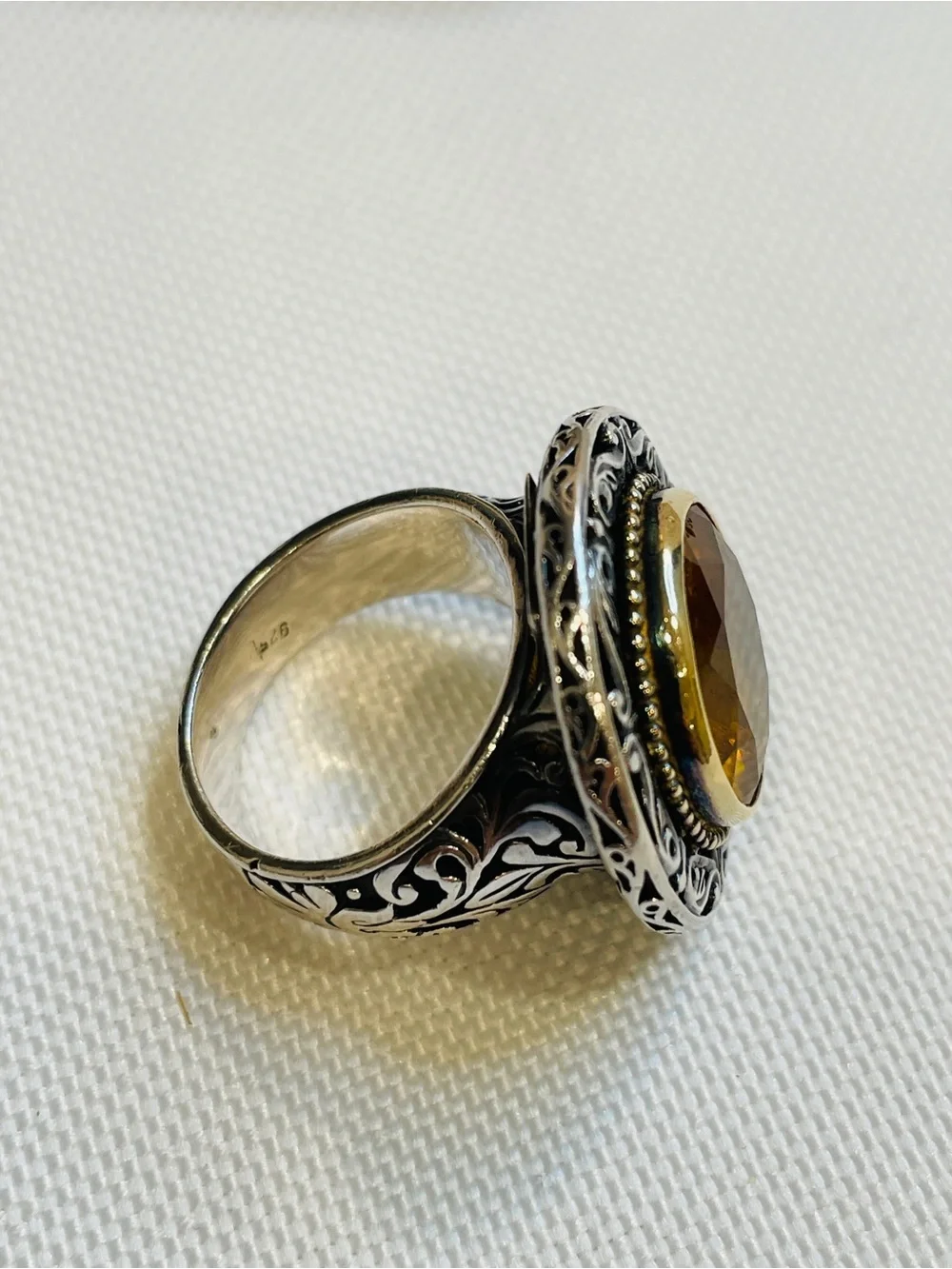 Konstantino product stunning